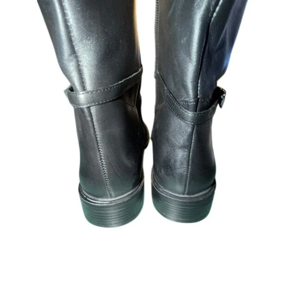 Arezzo sleek black